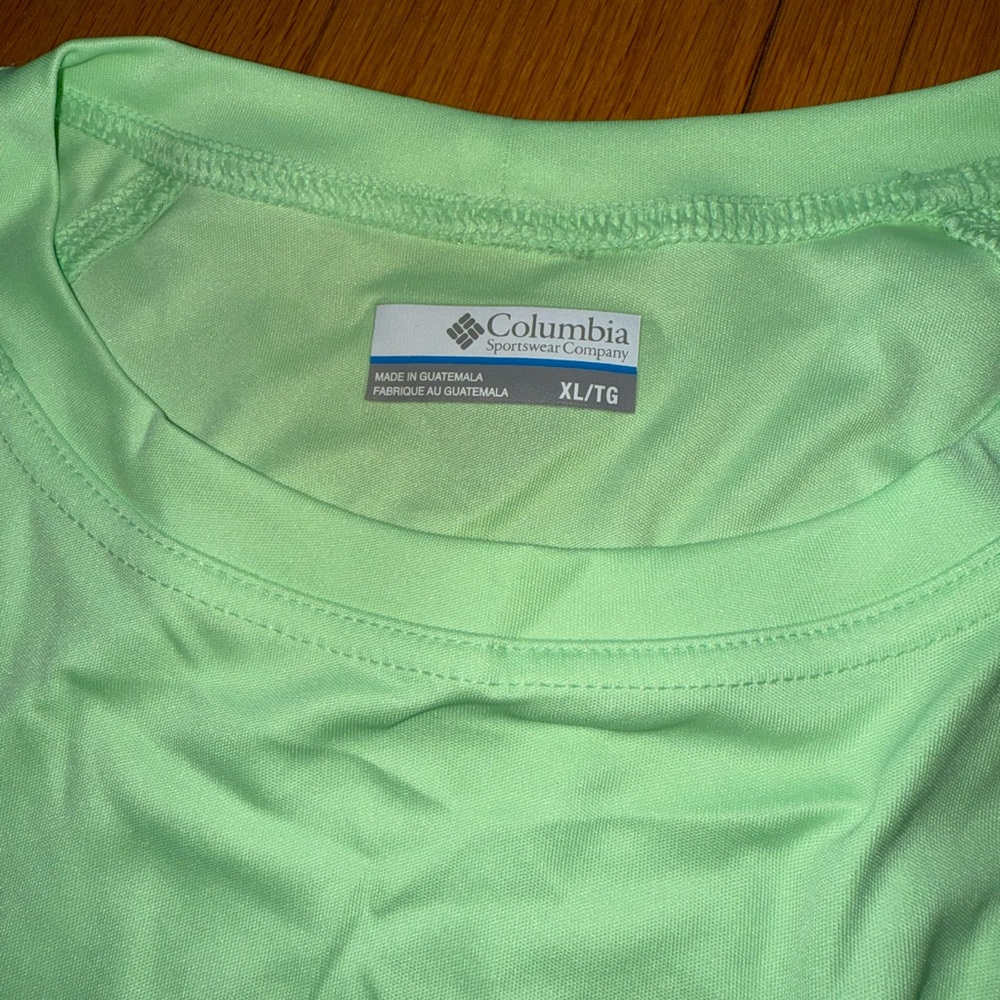 Columbia Green Sun Shirt XL - Picture 2 of 2